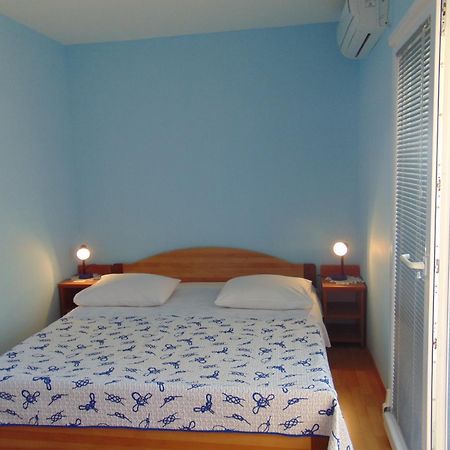 Apartmani Villa Marija 扎达尔 外观 照片