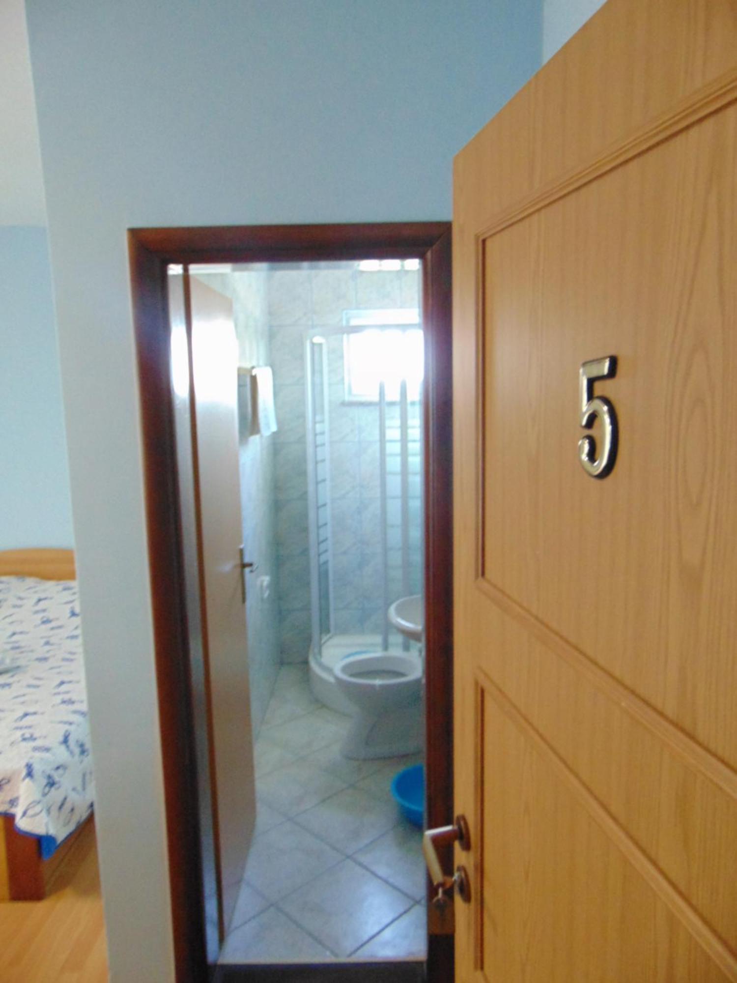 Apartmani Villa Marija 扎达尔 外观 照片