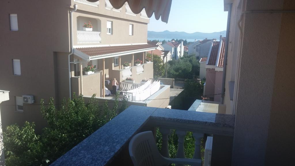 Apartmani Villa Marija 扎达尔 外观 照片