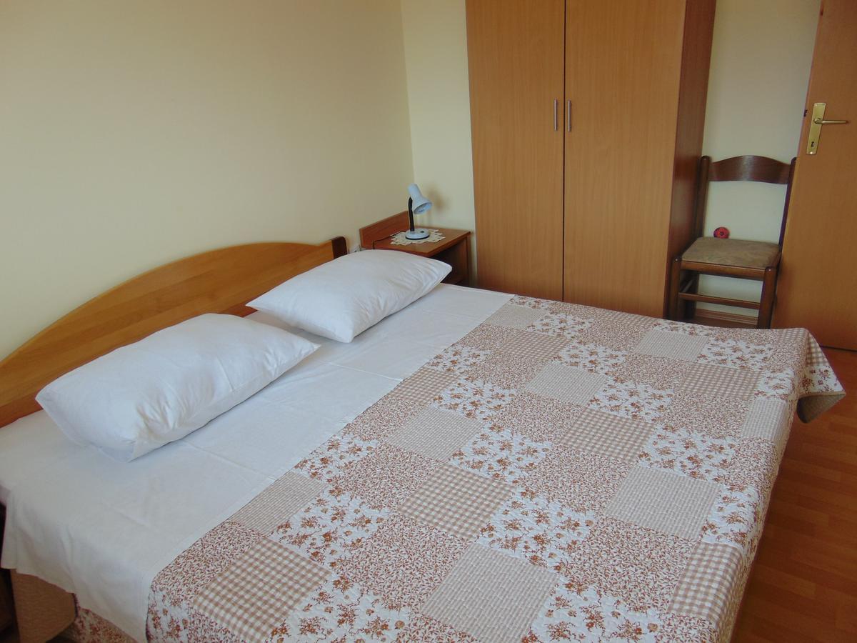 Apartmani Villa Marija 扎达尔 外观 照片
