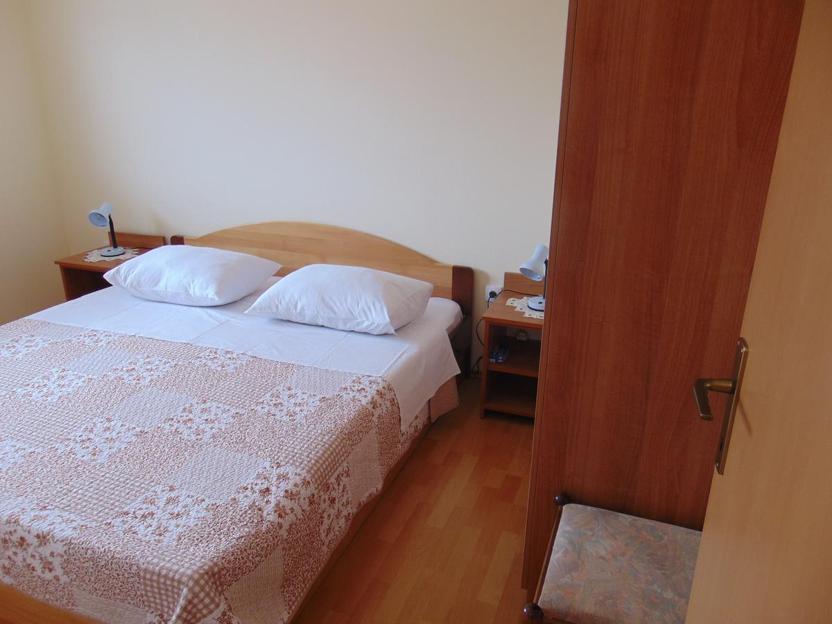 Apartmani Villa Marija 扎达尔 外观 照片
